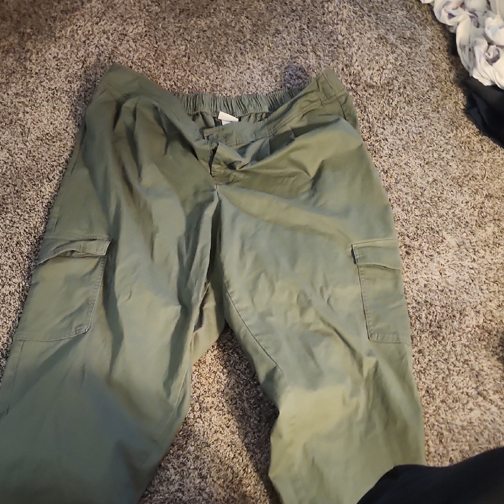 Ava & Viv Olive Wide Leg Cargo Pants for Women
